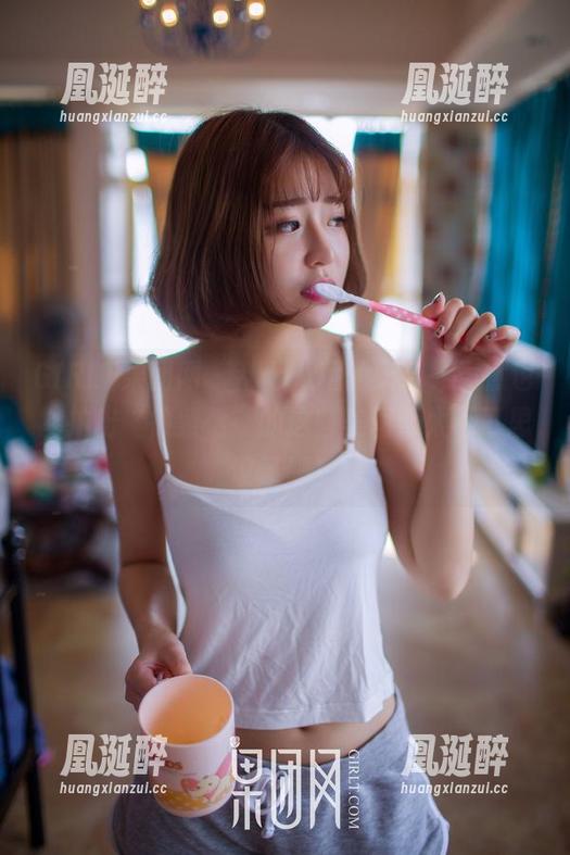 GIRLT果团网 - 乱七八糟的天台，竟然也能拍出“钟紫怡”的这些美图，太不可思议了吧！