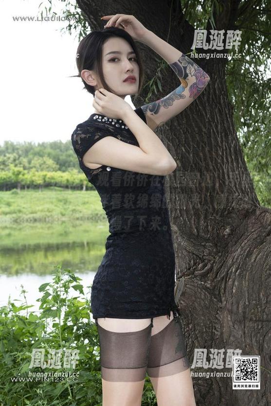 Ligui丽柜 - 观看侨侨在校园窗边，手里的咖啡和微风拌着软绵绵的阳光，感觉时间慢了下来。