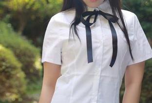 MFStar模范学院 – 这就是Manuela玛鲁娜的私房套装：乱中有序的惊艳
