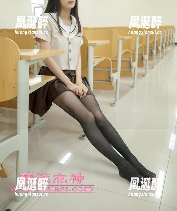 MSLASS梦丝女神 - 你的视野准备好了吗？小亦菲的新模超小蛮腰作品集高调更新！