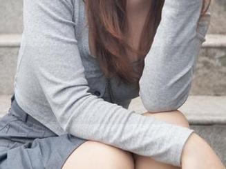 MSLASS梦丝女神 – 这不是在走廊，这是一场属于玥玥的小区楼道写真狂欢！