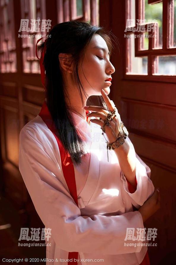 MiiTao蜜桃社 - Cris_卓娅祺的全套体操服，原图看得我心痒痒