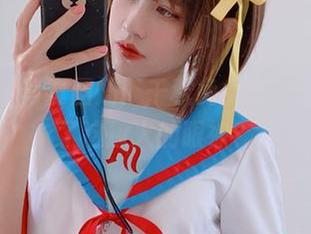 PingPing写真图册：千秋兔女郎，谁能抵挡得了这撩人的眼神？