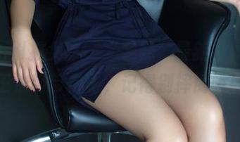 TuiGirl推女郎 – “学妹”最新写真集，王依萌带你飞，记得别摔倒哦！