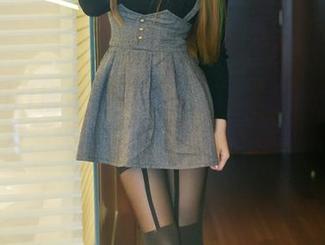 TuiGirl推女郎 – 作品点评：赵纹清的女友，快来看这气氛如何弥漫。