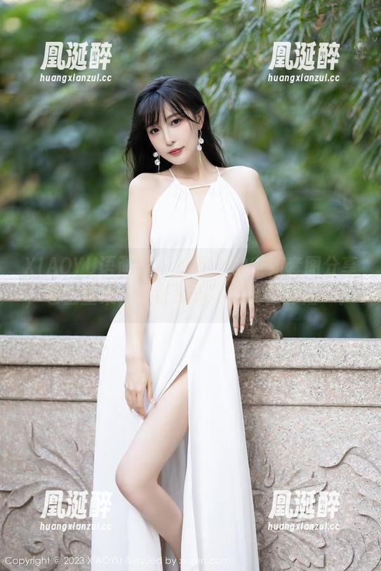 XIAOYU语画界 - 徐莉芝的空姐套图分享，卷土重来，保证乐趣不“高空掉落”！