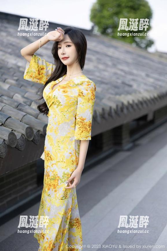 XIAOYU语画界 - 玥儿玥万圣节裤子不够—说好的套图资源，露出点意思来呀