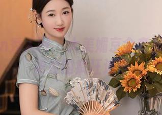 Xiuren秀人网 – 大美媚京全套图片：短裙控的疯狂追逐