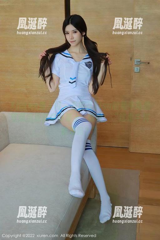 Xiuren秀人网 - 当樱花EIsa的奶牛高清壁纸出现在你屏幕上，惊呼：“这是牛转乾坤吗？”
