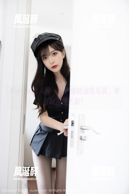 Xiuren秀人网 - 金小依的油亮写真，等着我慢慢下载！