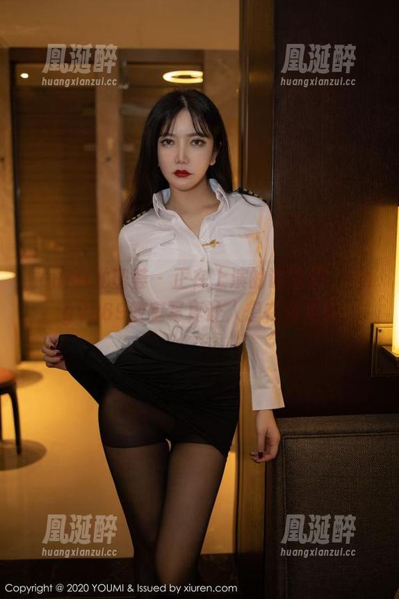 YouMi尤蜜荟 - 正在上演的课堂剧，lingyu69教室写真让人想在旁观察
