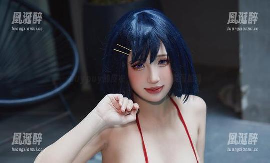 puypuy的皮衣，默默为私拍美图加戏