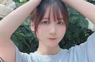 来看看けん研(けんけん)的fantia2024合集，原图里的魅力在线发光。