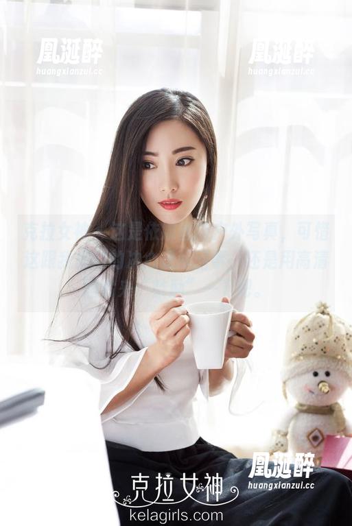 克拉女神 - 这是依娜丝的户外写真，可惜这跟我出门的决心是两回事，还是用高清图片来“鼓励”一下吧。