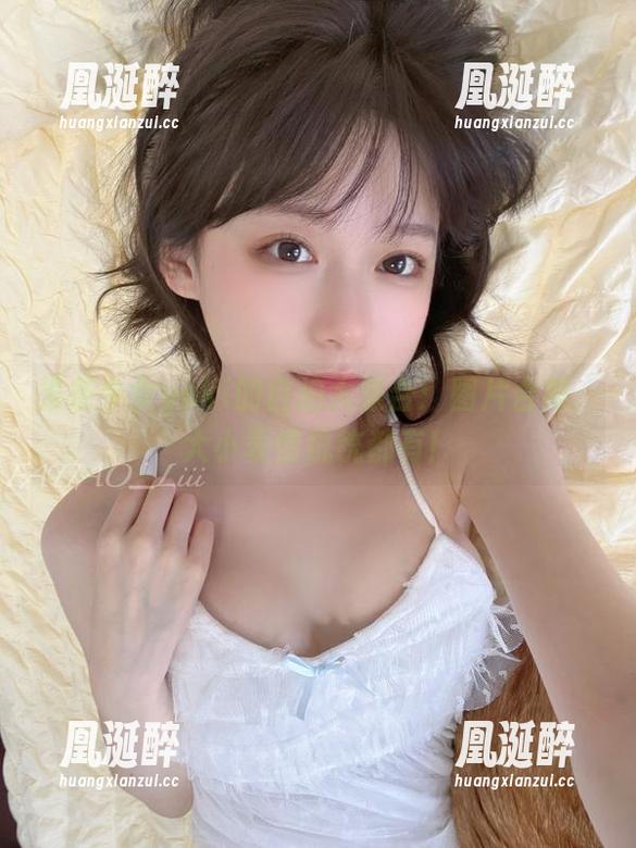 发条少女yoki的自拍大集合：图片合集，大小表情统统都有！