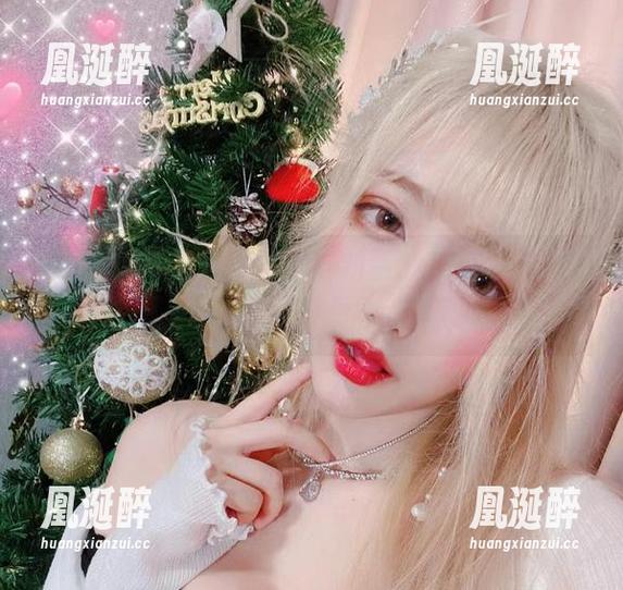 又来一波最新图集，啾小妍甜心降临，心里忍不住想，谁来给我这份“甜蜜配送”！