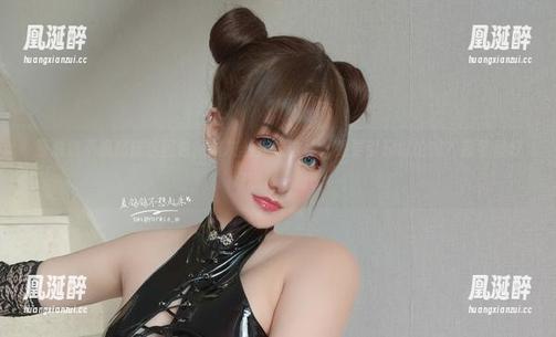 夏鸽鸽不想起床这图包，这灰丝穿成这样，是要引起讨论吗？我可得好好观看一番。