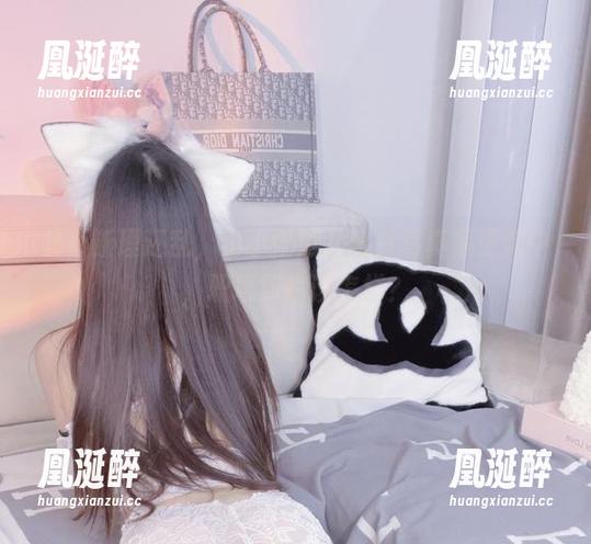 剪不断理还乱，小小奶瓶儿秘书写真集更新中，职场到底该怎样？