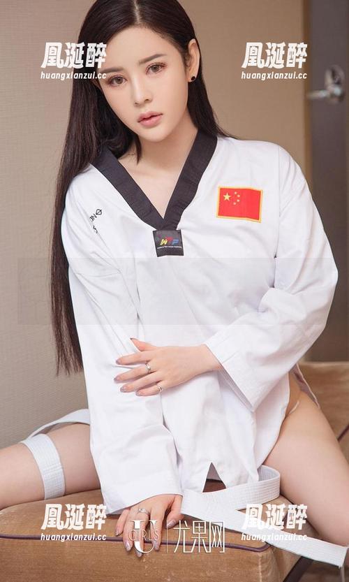 尤果网 - 福利原创！李莉莉灰丝照片，挑逗感官的图案来自哪里？