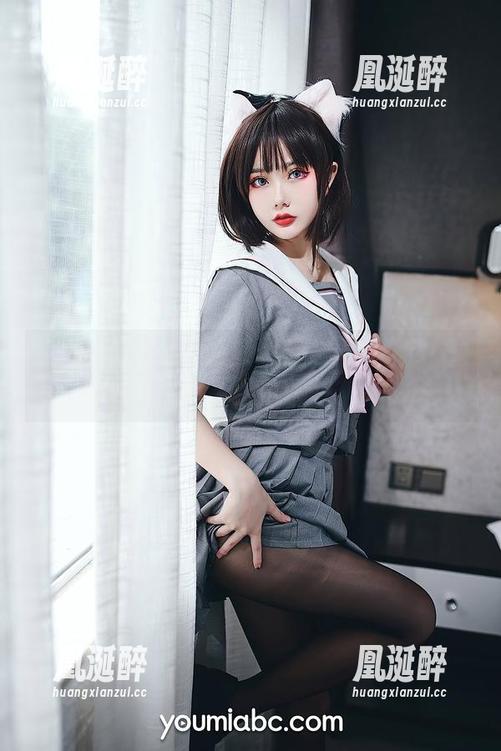 尤蜜荟 - 私拍界的短裙女王：梦心月的独家资源不容错过！