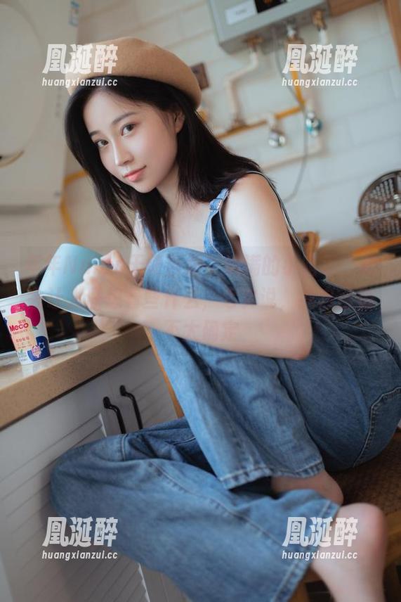 年年Nnian天使合集，满满的小暗示，总会让人联想着些什么，老实说，我自己也不太确定