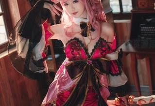 碰撞和服与弥音音ww：当传统遇上尴尬，我的资源库要不要再添点欢乐？