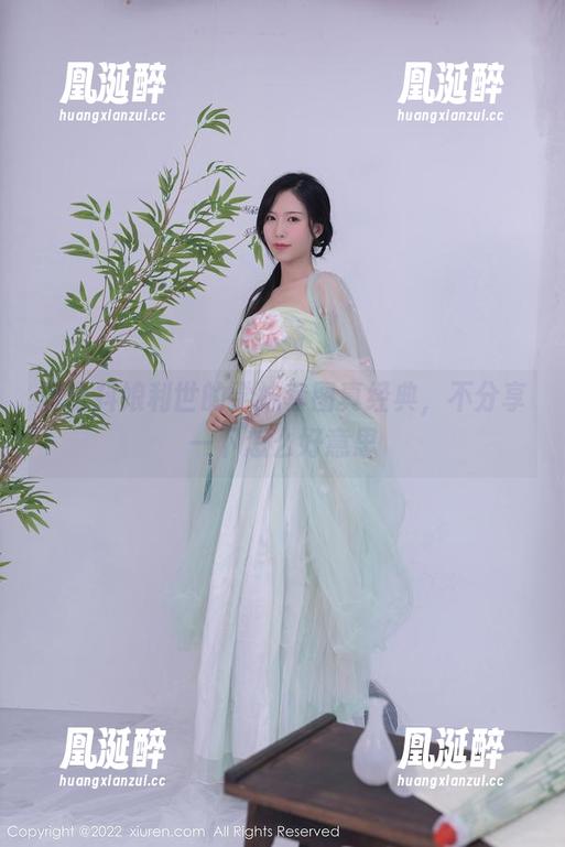 抖娘利世 这份抖娘利世的学妹套图真经典,不分享一下怎么好意思