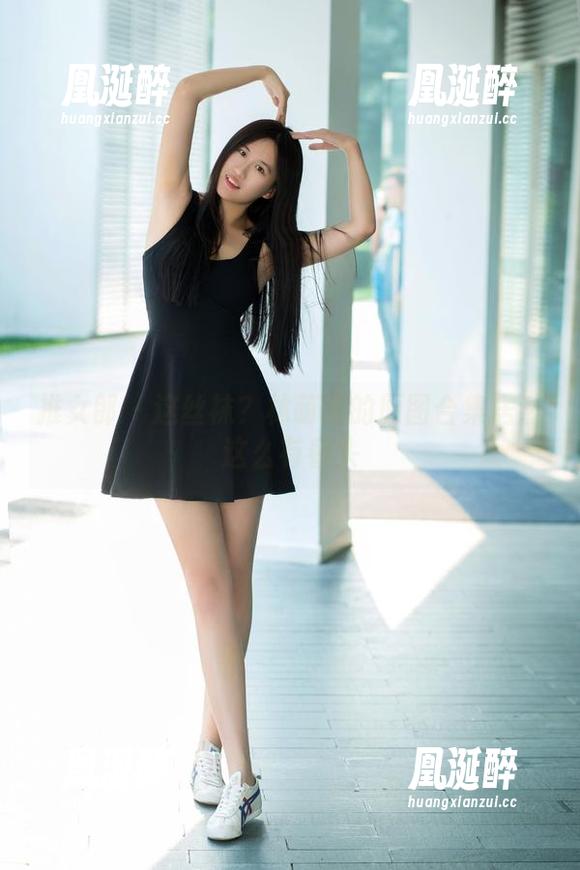 推女郎 - 这丝袜？林萌萌的原图合集居然这么有看头