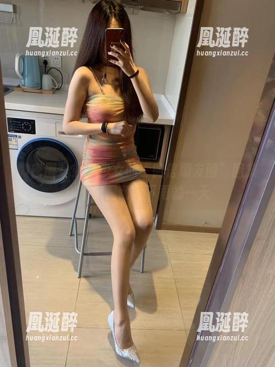 提袜少女 微密圈 - 提袜少女的“微信朋友圈”图集:不只是刮风下雨的一天