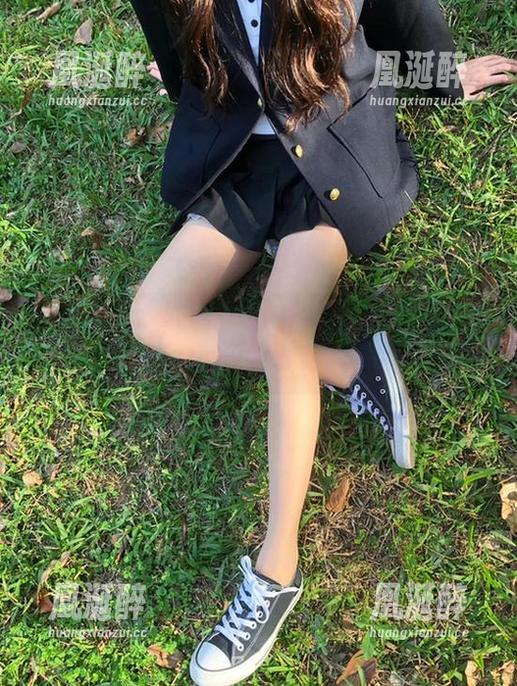 无敌哒小姨妈 微密圈 - 无敌哒小姨妈的私人睡衣写真:看来我真的不适合当模特,汗