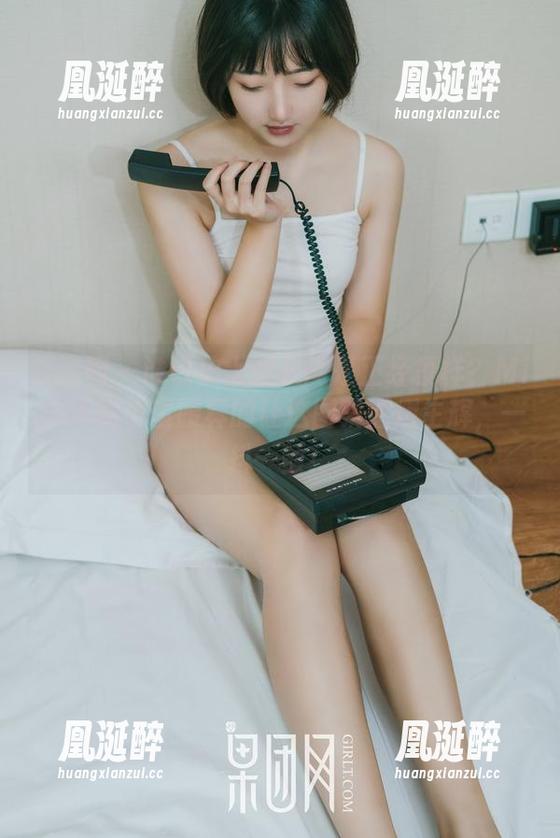 果团网 - 谁说护士服只能是正经模样？Miss琪的小蛮腰真的让这图集熠熠生辉，一抖一颤！