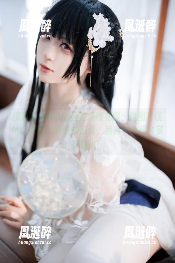 樱落Selena的圣路易斯礼服：这图片该给个大奖，毕竟我想说，我有一个超会穿衣的人！
