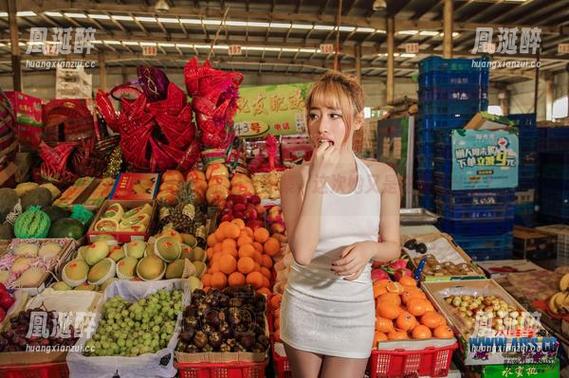 爱丝 - 又一发瑶瑶的吊带图集，这次她又是在表达什么？