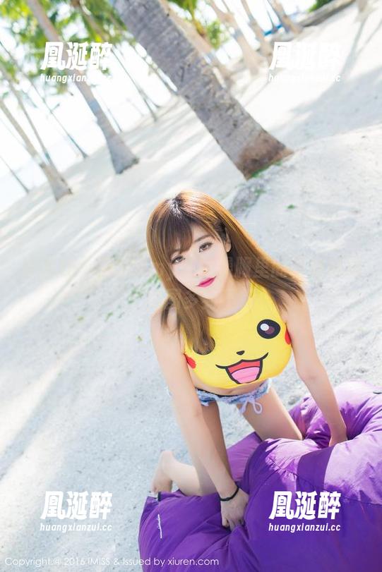 爱蜜社 - 艾米Amy在体操服里的调皮瞬间：美图多到不行