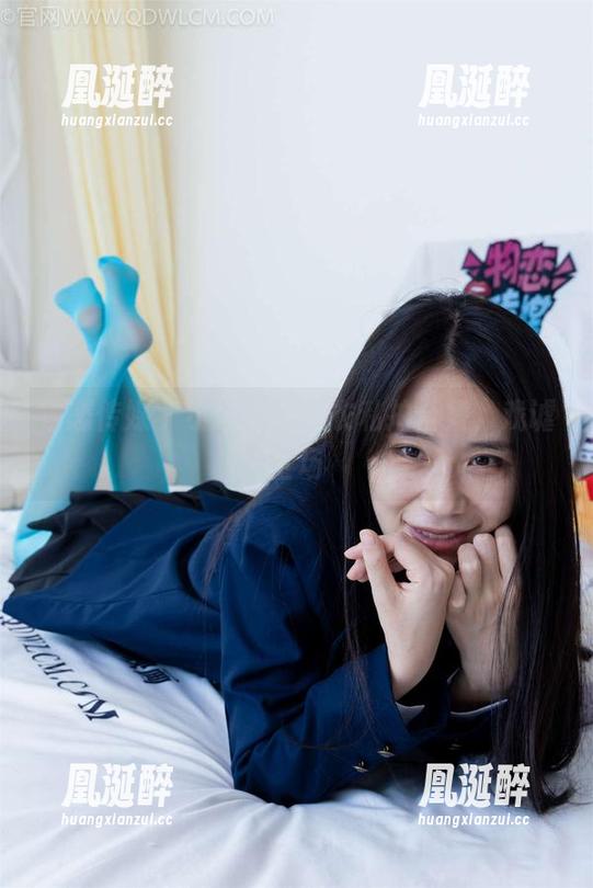 物恋传媒 - 小晴天的内衣私拍合集，戏谑全场