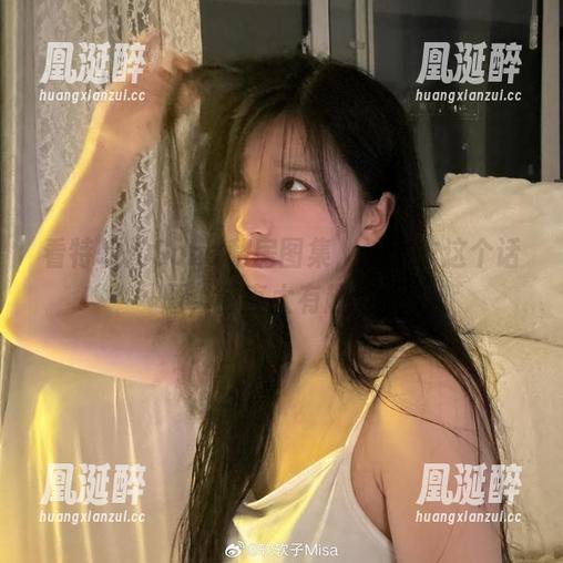 看特软儿Sona私房图集，连体衣这个话题，简直太有趣了！