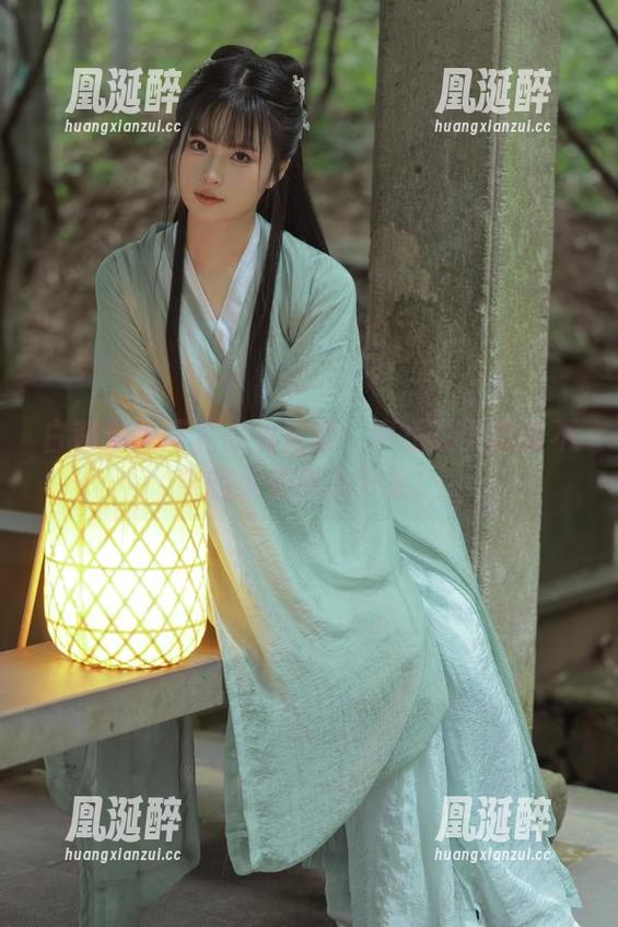 白莉爱吃巧克力的日常：真正让人忍俊不禁的免费作品分享！