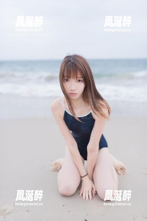 祖木子，你的裸脚白衬衫是要秀什么？最新资源显得有点无聊！