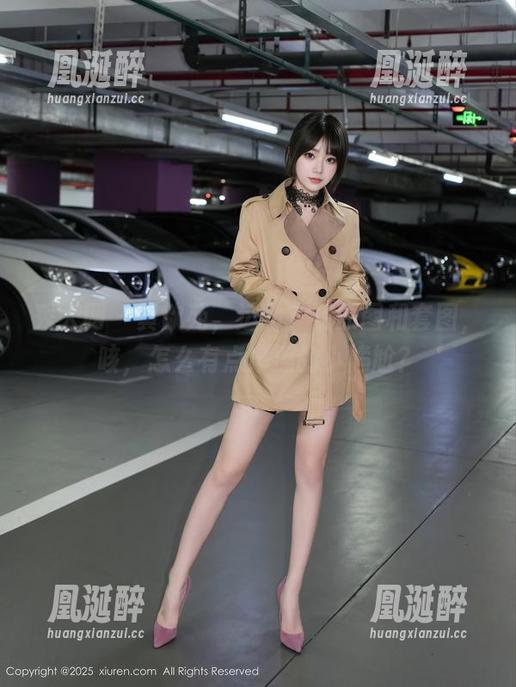 秀人网 - 黄歆苑，运动？看原图和套图，咳，怎么有点摩擦的小尴尬？
