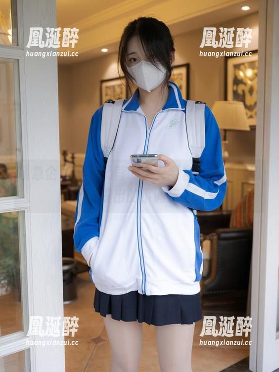 紧急企划 - 看奶昔的少女全套，原图里流露出的小调皮
