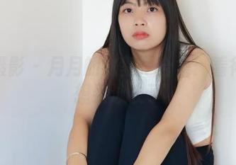 绮梦摄影 – 月月的比基尼合集：看得我都想买泳衣了