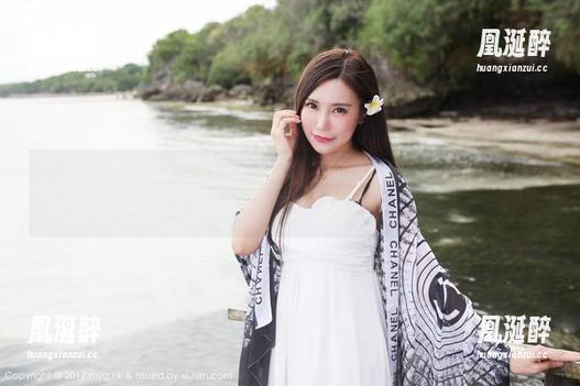 美媛馆 - 精选于大小姐油亮写真，不知道她是不是又去抹了什么奇奇怪怪的护肤品