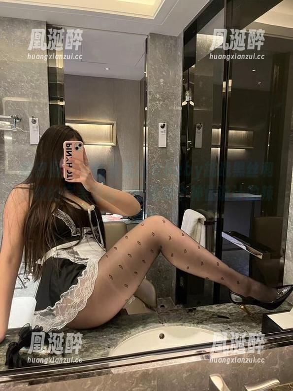 微密圈 - 在线看美邵女Baby挑战黑丝和豹纹的完美组合，还是哪个神仙设计的辣款？
