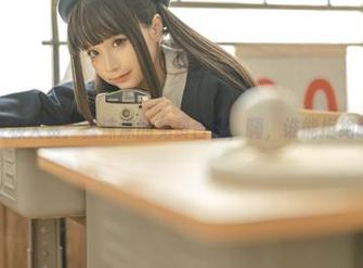 制服终极大赏：蠢沫沫的免费合集，嗨，谁能拒绝萌态？