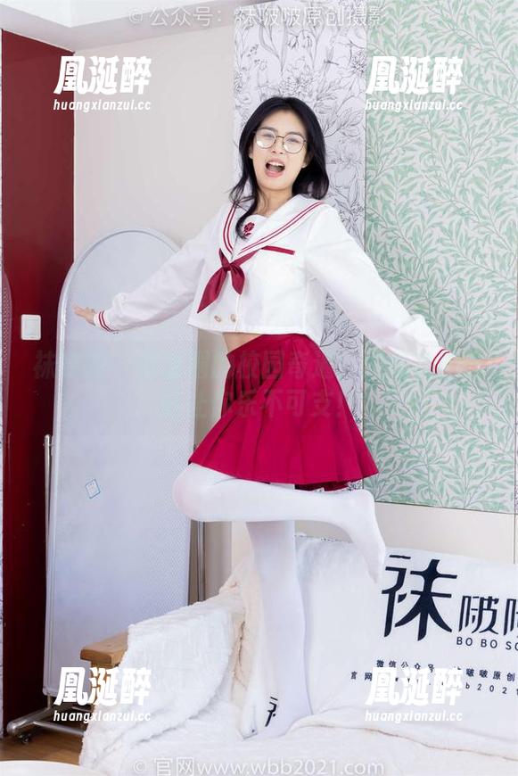袜啵啵 - 甜甜圈的校园奇遇：这组私拍作品让你乐不可支！