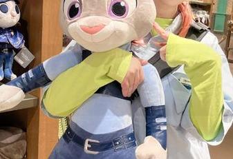 满屏的粉嫩与清新！闪月半Lolita草莓套图资源推荐